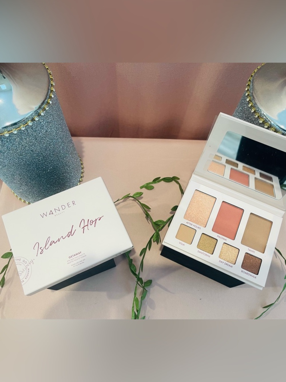 Wander Beauty Island Hop Eyeshadow Palette - Peach, Gold & Warm Neutrals
